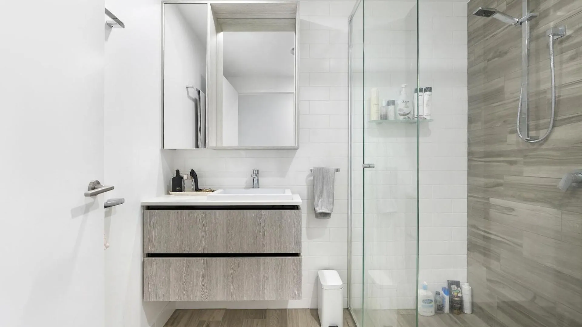 Sereno' Gold Coast Apartment